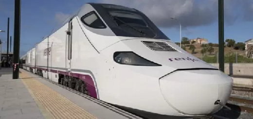 Archivo - Tren del modelo Alvia 730.
- RENFE - Archivo